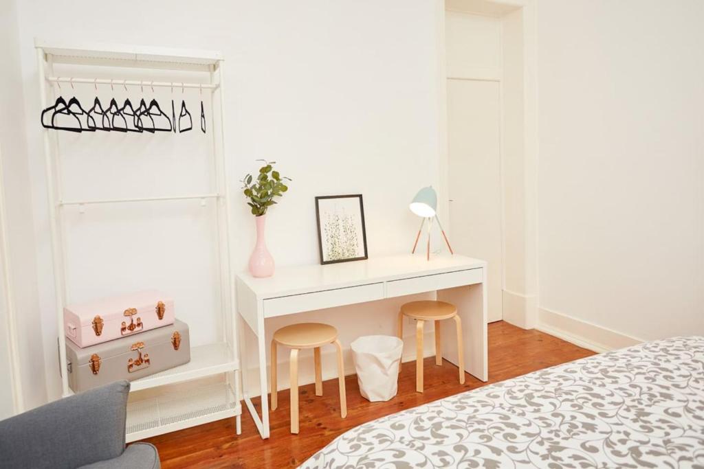 Image of Charming/Luminous/Pleasant/Spacious/Cozy/Charming Room in City Center