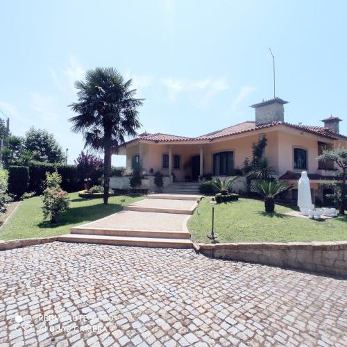CASA ALÉM DO RIO
