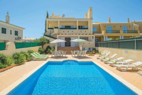 Image of CASA GOMES 1