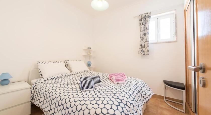 Image of GOLDEN HERITAGE ERICEIRA VILLAS-FLATS & BREAKFAST TERRACE