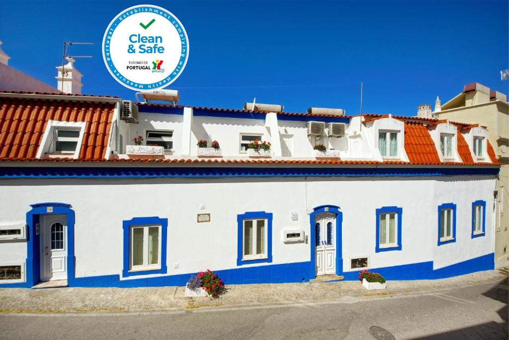 APARTAMENTOS TUCHA