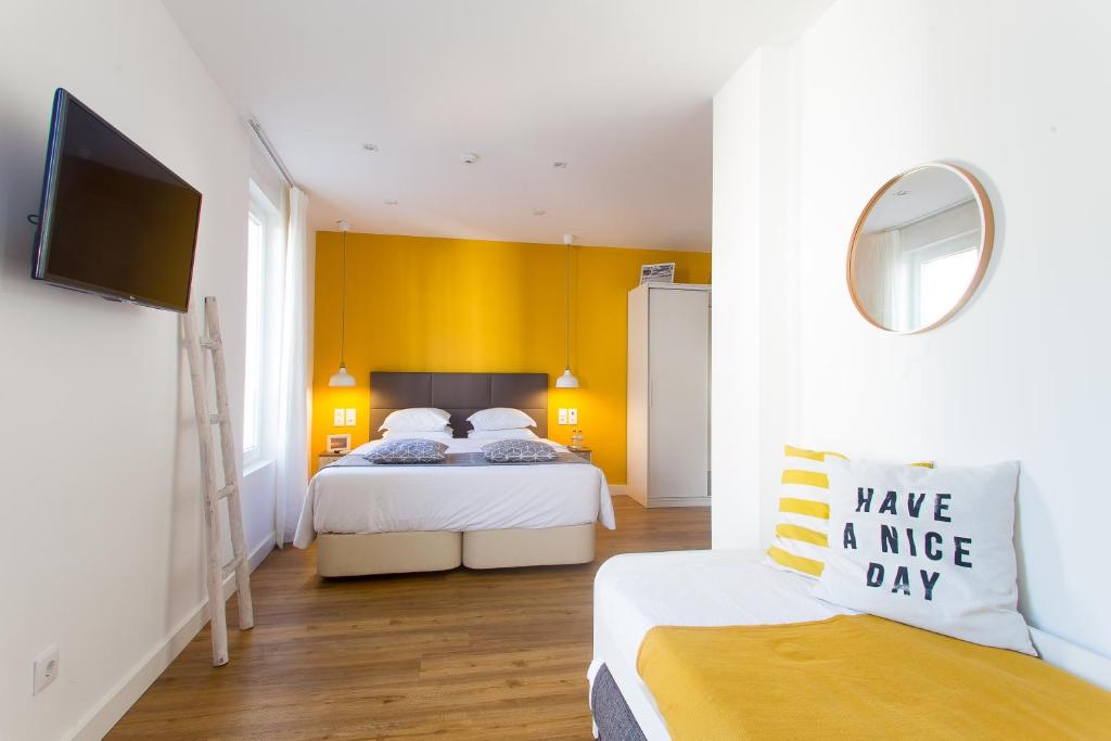 AVEIRO ROSSIO BED & BREAKFAST