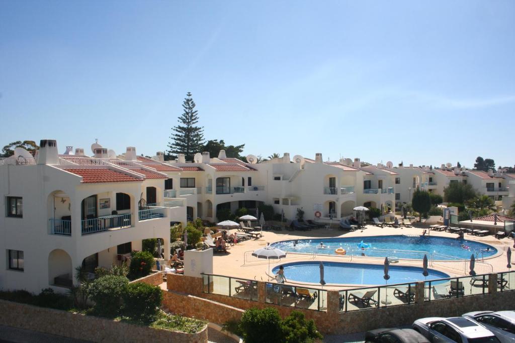 APARTAMENTO 33 A