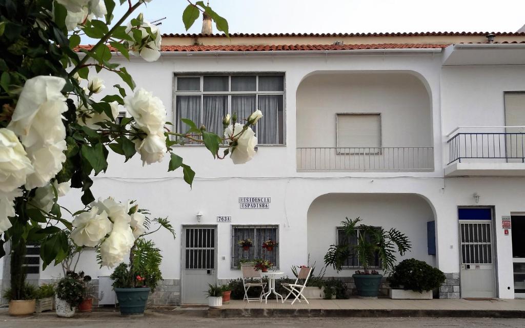 RESIDENCIAL ESPADINHA