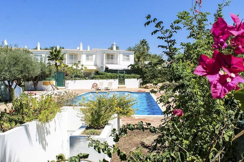 Image of Vila Nana