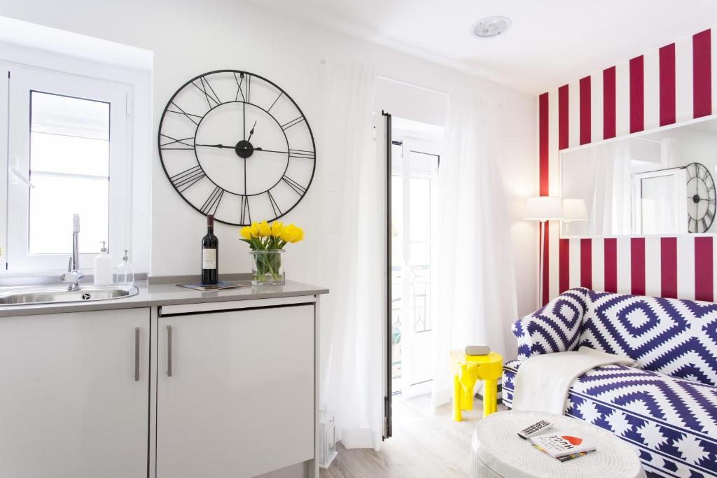 TAGUS APARTMENTS