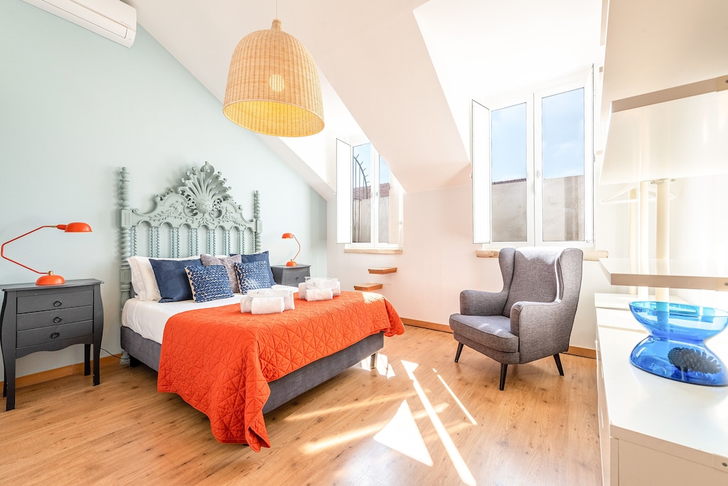 APARTMENT IN CITY CENTER - 6 ROOMS