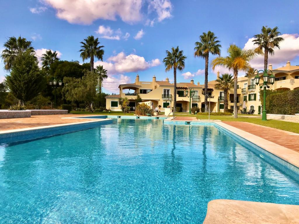Image of VILA COLINA 1