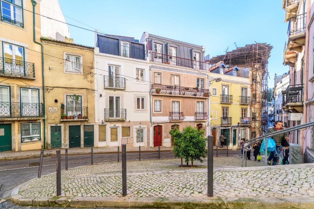 LISBON FIVE STARS COMBRO 7