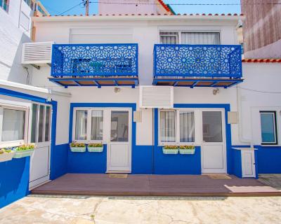IRIS HOUSES