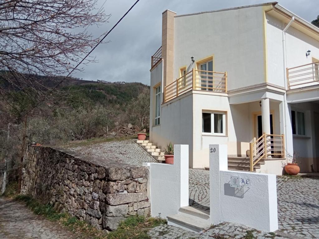 Image of CASA DAS OLIVEIRAS
