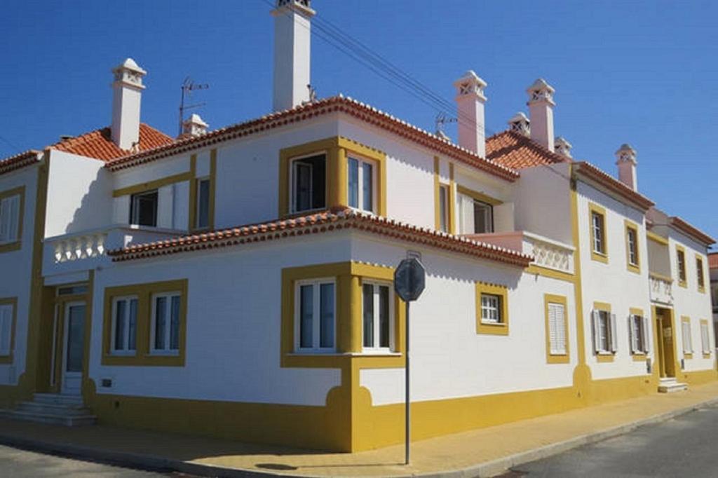 Image of CASAS DO ZÉ - ZAMBUJEIRA DO MAR