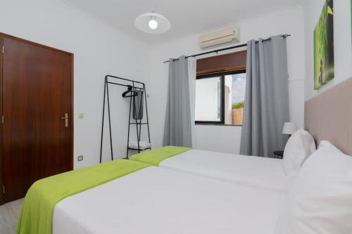 ROMANTIC GEM IN SANTOS