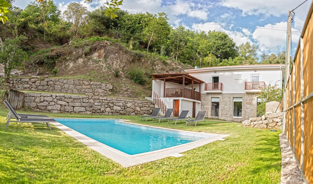 Image of PEACE & FAMILY PRIVATE VILLA GERÊS