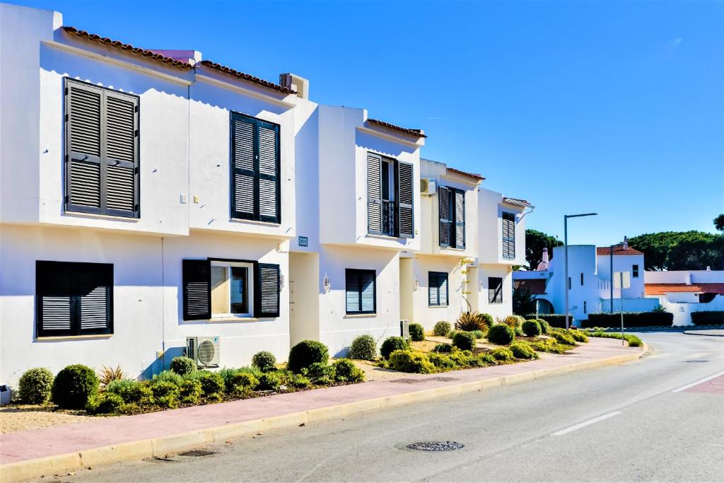 Image of Apt 845A