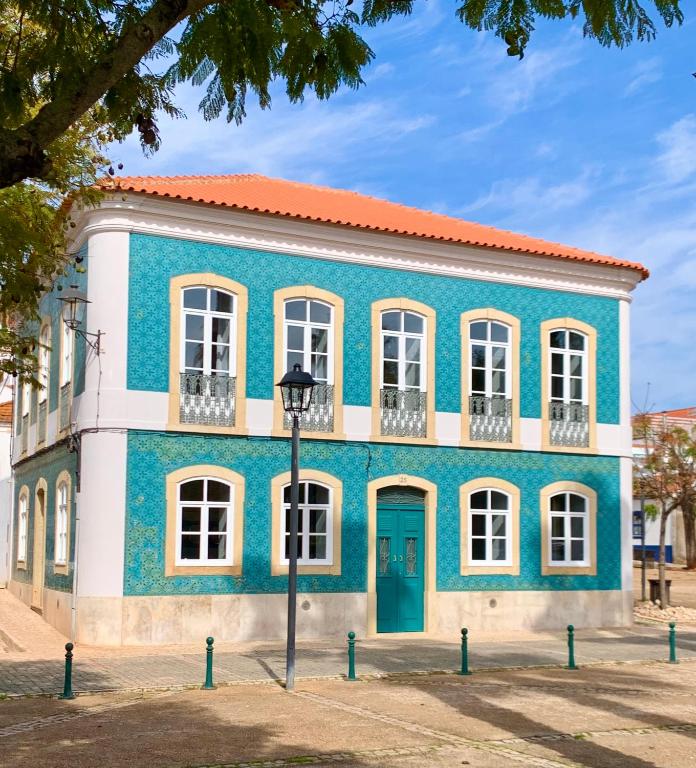 Image of La Maison Blue