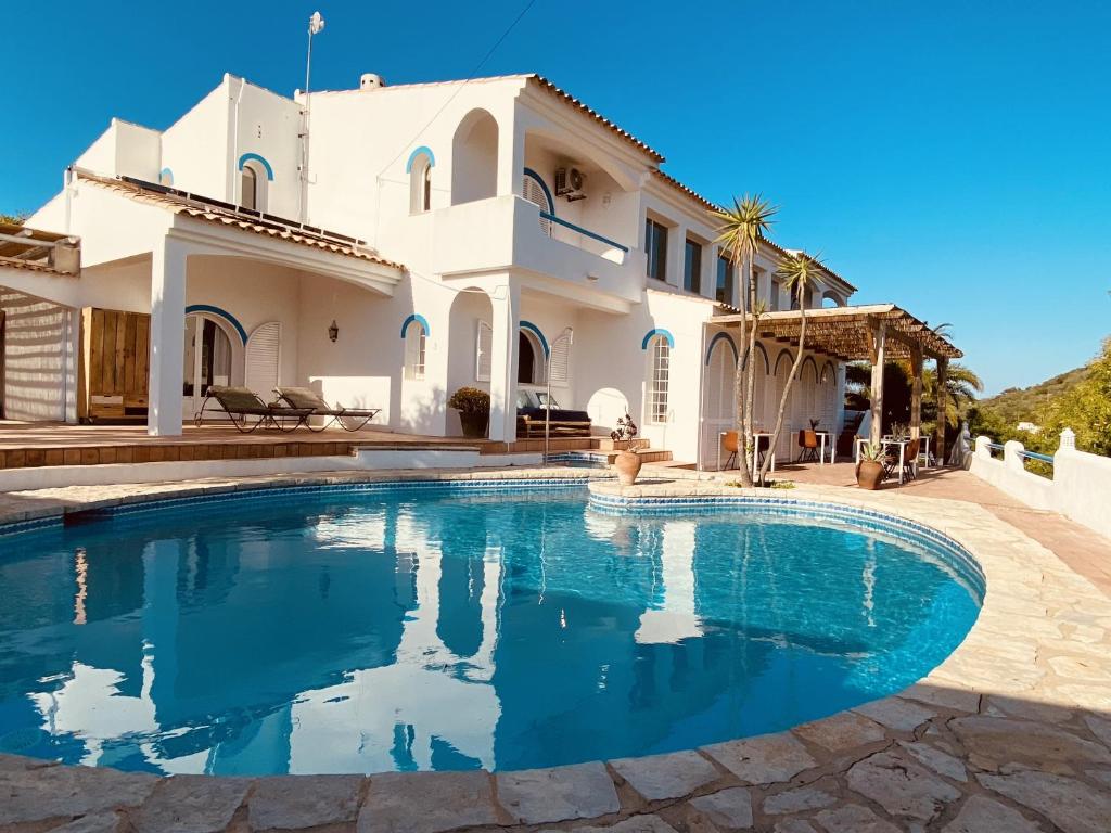 Image of CASA DO CERRO DO LOBO