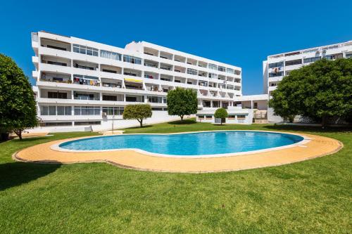 APARTAMENTO 1º H