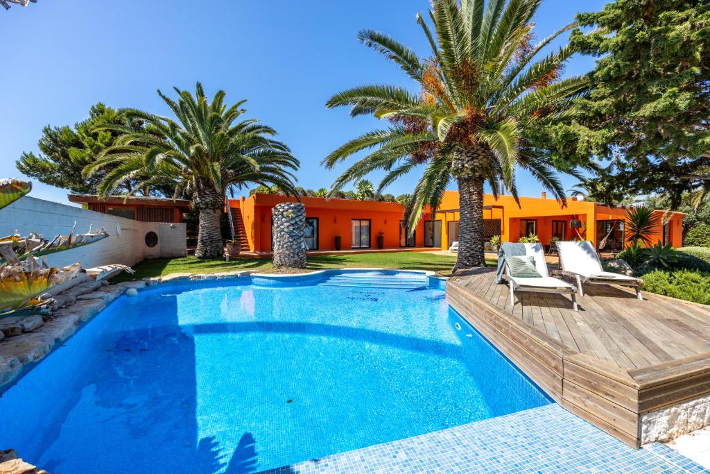 VILLA CERCADO