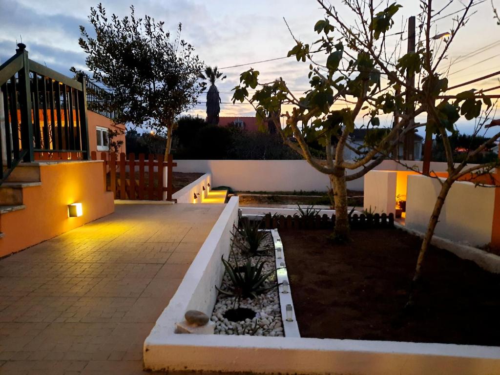 SUNSET HOUSE