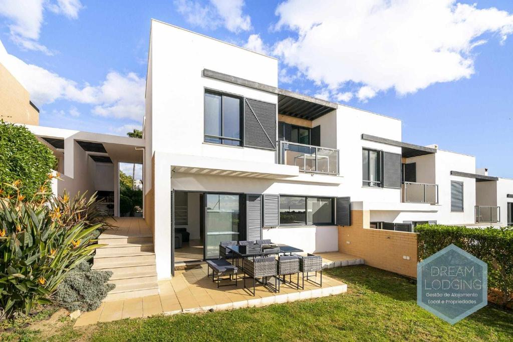 Image of Ocean View 23 - Dream Lodging