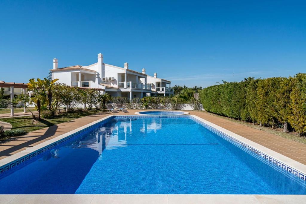 Image of Villa H