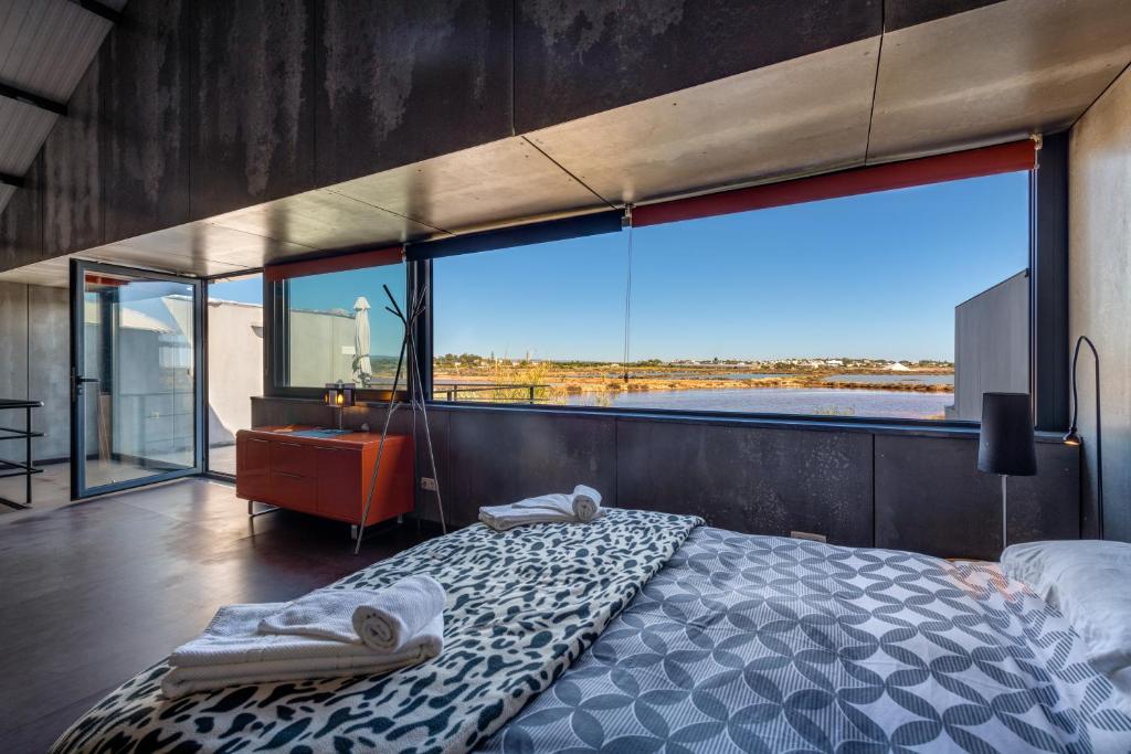 LOFT