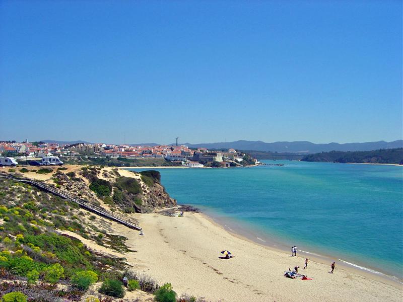 Image of HOLIDAYS MILFONTES