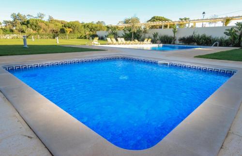 Image of GOLF GARDENS L