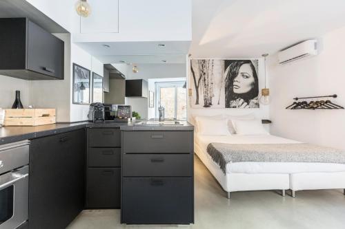 Image of Castle Apartment 9