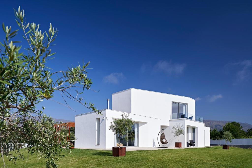 Image of Oliveira House