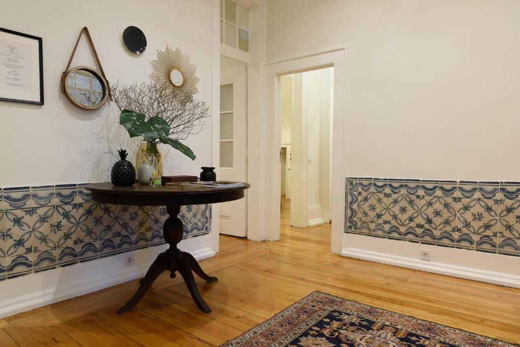 Image of Top Floor Apartment
