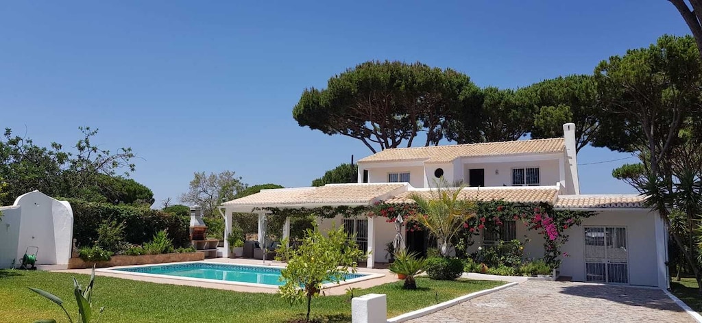 VILLA VERONIKA