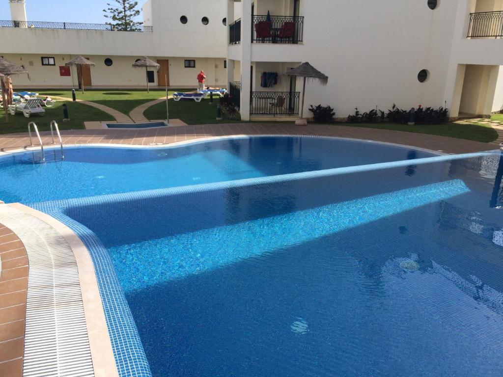 EDIFICIO CERRO - APARTAMENTO 24