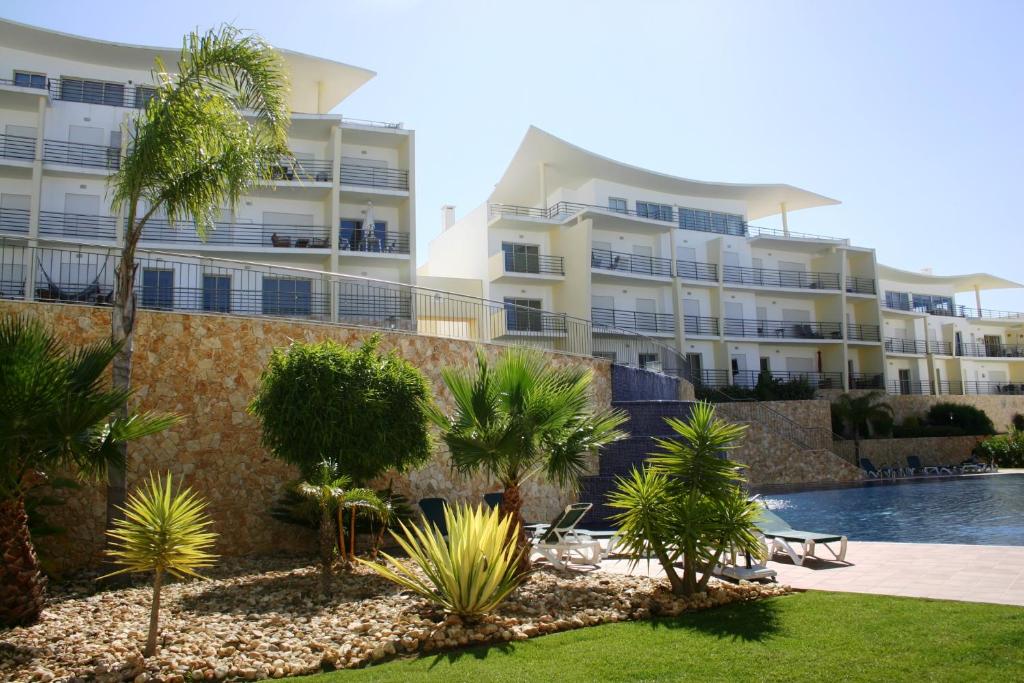 CONDOMINIO ENCOSTA DA ORADA - LOTE B - FRACÇÃO BG