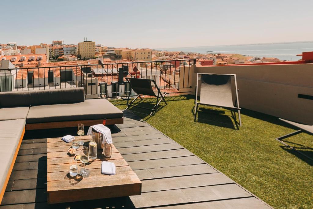 MEET LISBOA BED & BREAKFAST