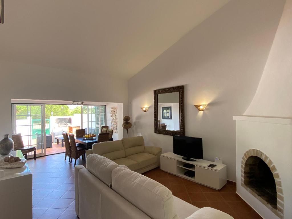 APARTAMENTO FALÉSIA