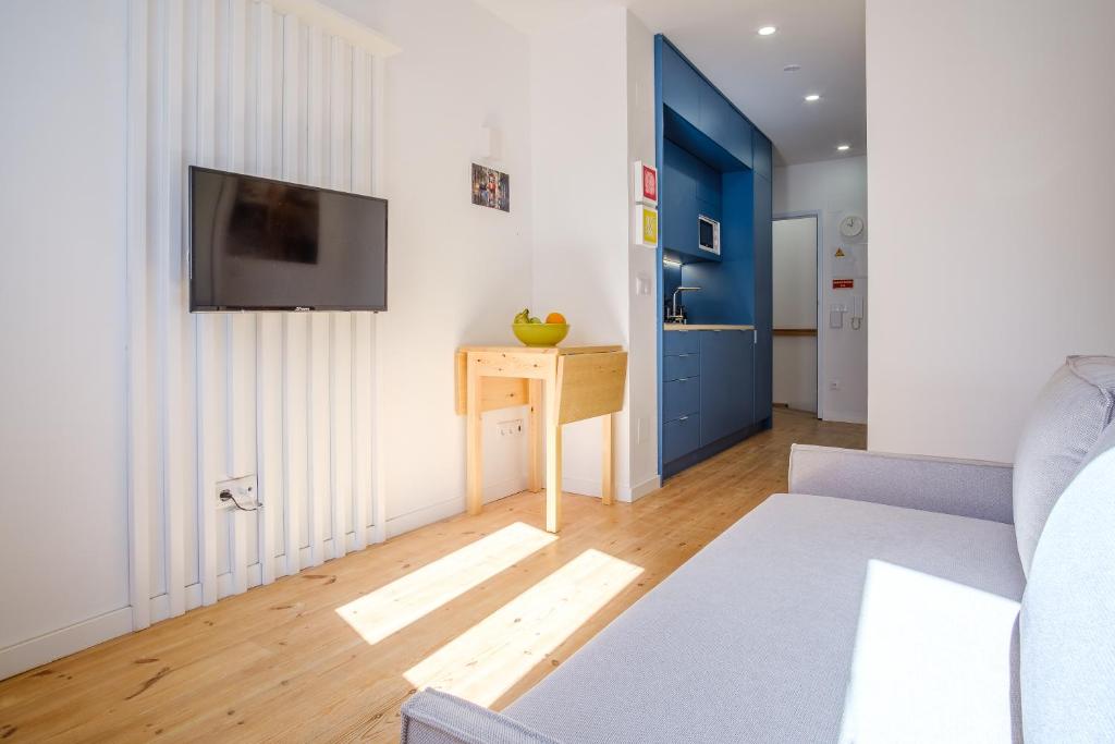 ST. GEORGE'S HILLS APARTMENTS