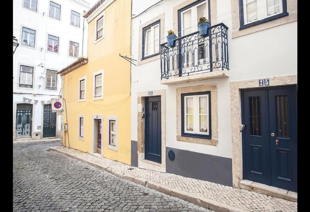 BAIRRO ALTO SMART APARTMENT
