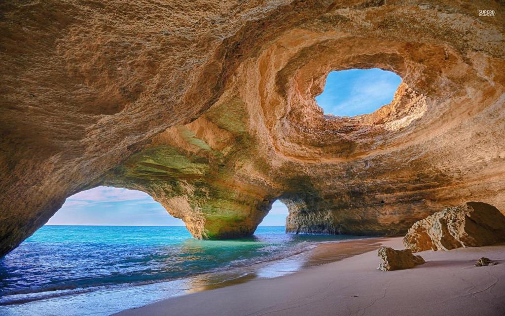 OLHOS DE AGUA TORE MEDRONHEIRA