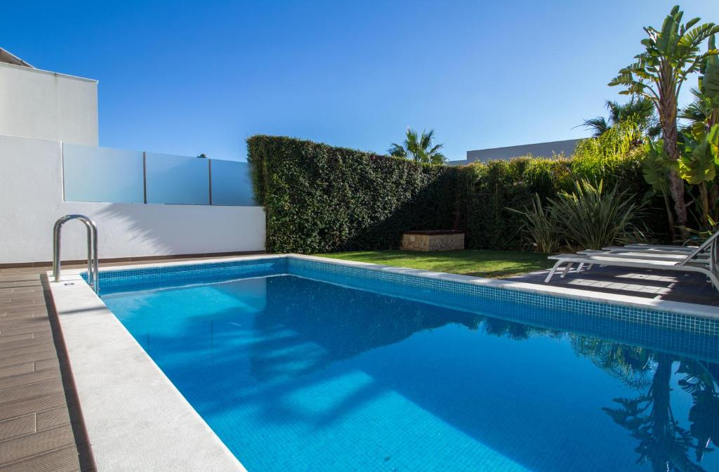 CEDARS VILLA II