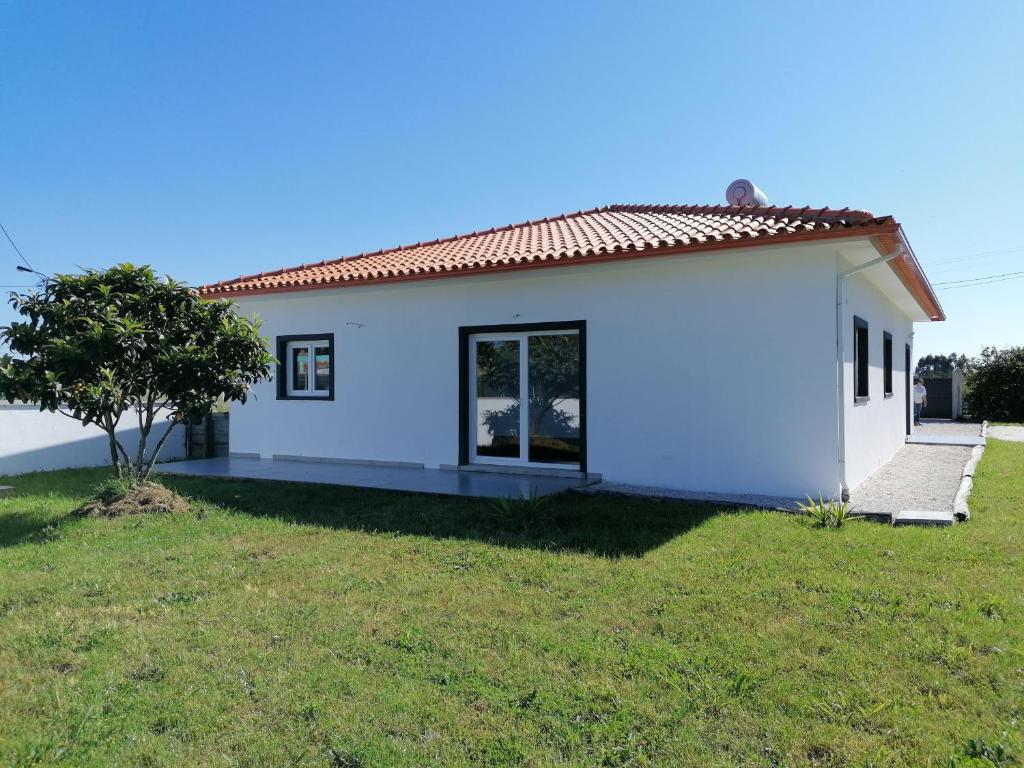 CASA MODERNA PERTO DE AVEIRO