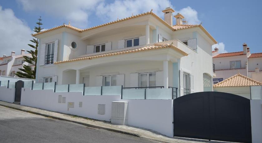 ISLEEP ERICEIRA BEACH HOUSE