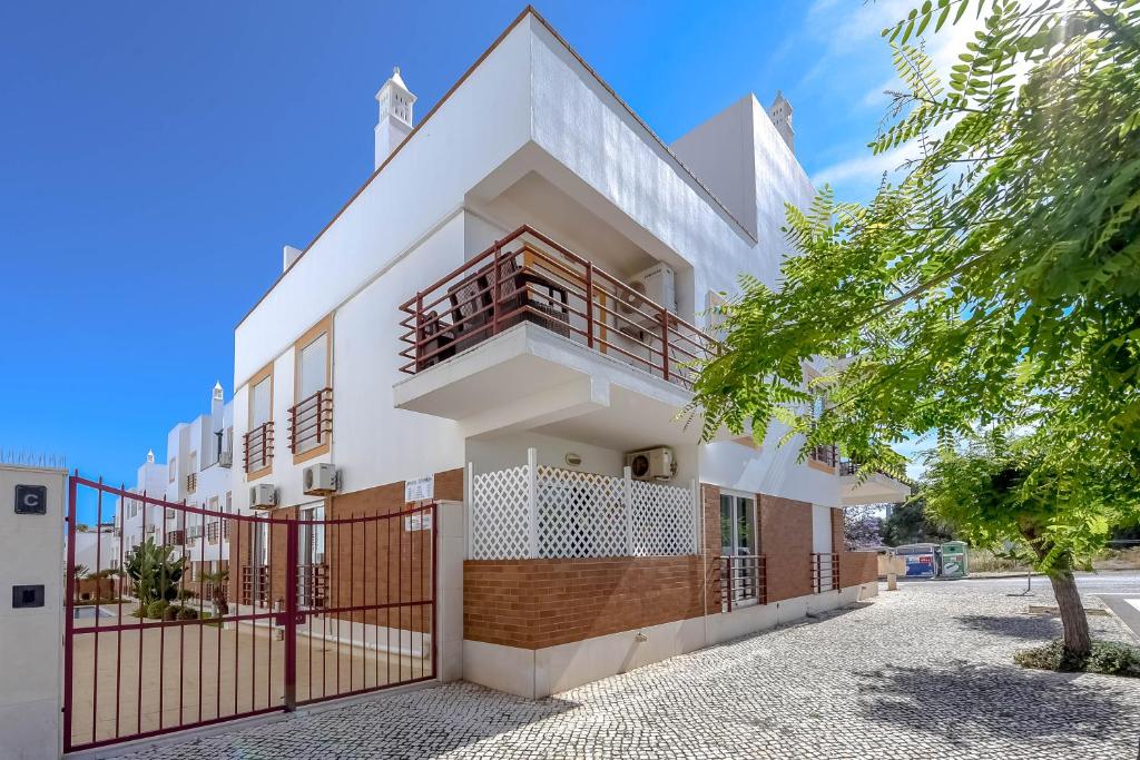 SUNSET APARTMENT