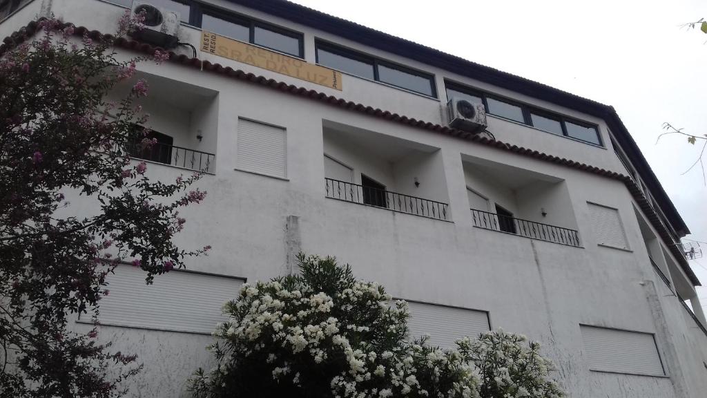RESIDENCIAL RETIRO SR.ª DA LUZ
