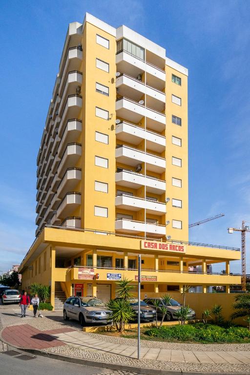 EDIFÍCIO CLUBE DOS ARCOS - 805