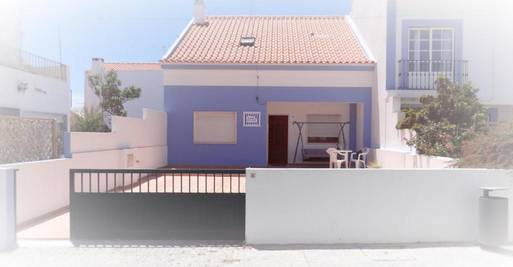 BLUE HOUSE
