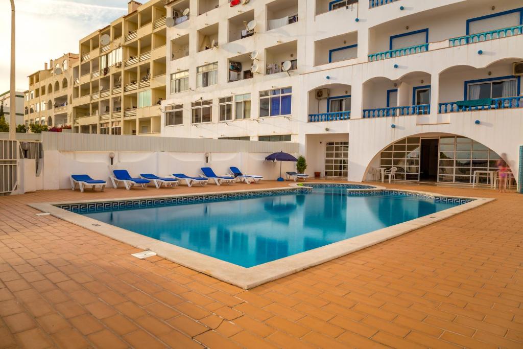 APARTAMENTOS CANTINHO DO MAR - FRACÇÃO F