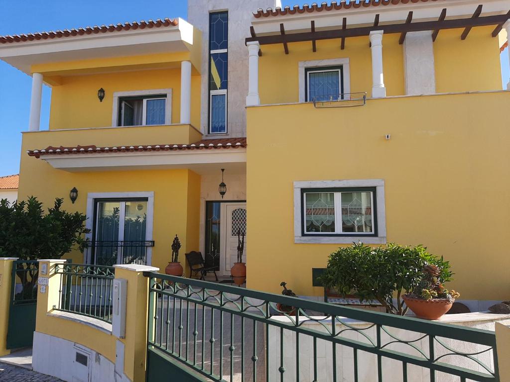 Image of Maria Inês House