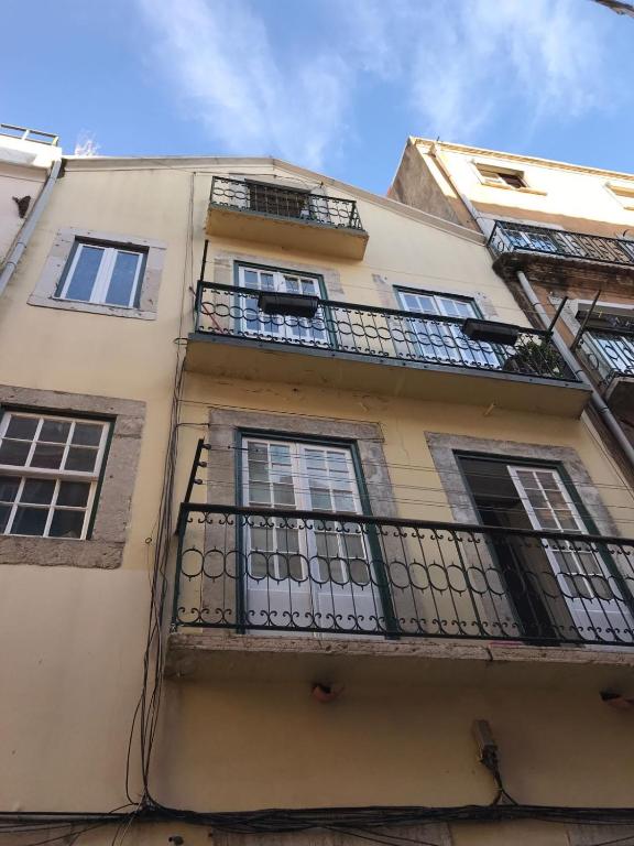 CALDEIRA HOUSE